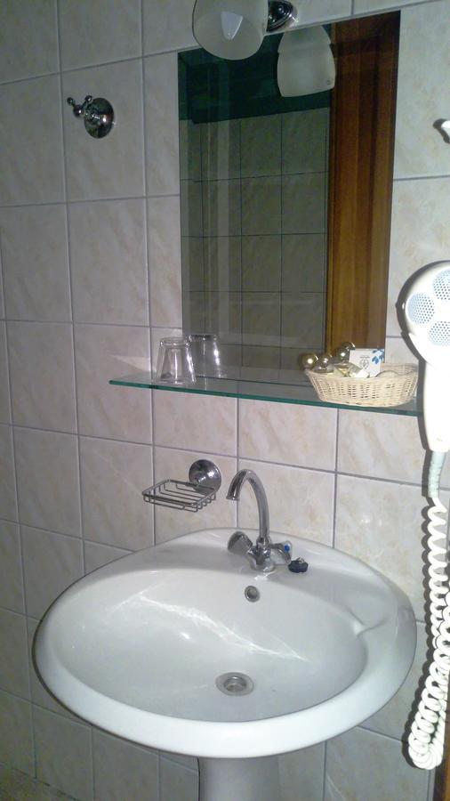Filosxenia Roxani Country House Ξενοδοχείο Μαρωνεία Εξωτερικό φωτογραφία