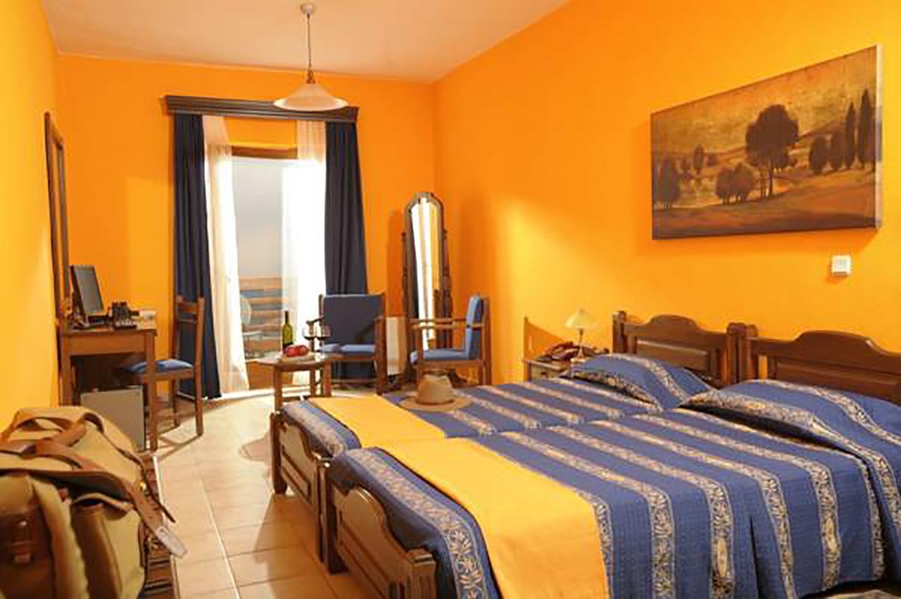 Filosxenia Roxani Country House Ξενοδοχείο Μαρωνεία Εξωτερικό φωτογραφία